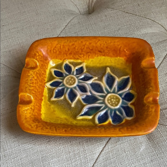 Made in Japan Other - Vintage Mid Century-Modern Floral Ceramic Ashtray in Orange and Blue
